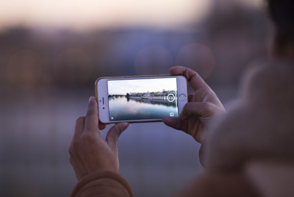 Campfire Collective: How to Take Better Instagram Pictures With Your Phone